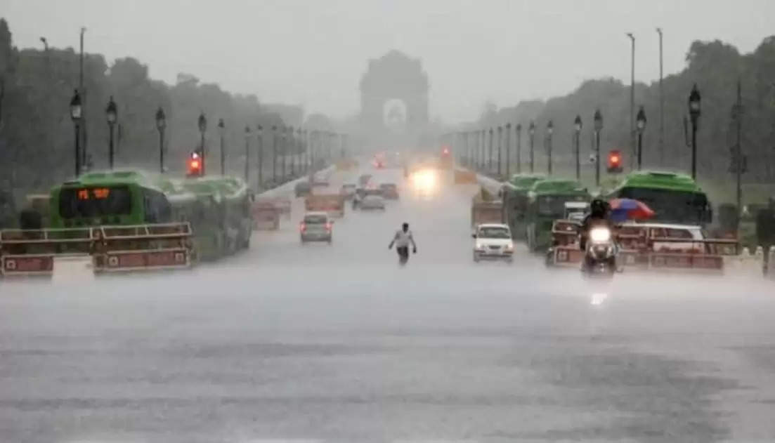 Delhi Weather: अब दिल्ली में बर्फबारी है बाकी, शीतलहर और कोहरे के बाद दिल्ली में बारिश की एंट्री! इन इलाकों के लिए अलर्ट जारी