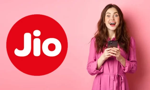 खुशी से उछल पड़ेंगे Jio यूजर्स, इन 2 प्लान्स में फ्री मिल रहा 20GB डेटा