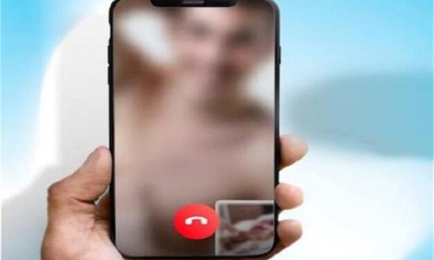 Video Call आते ही नग्न हो गई लड़की, फिर जो हुआ…होश उड़ा देगी खबर