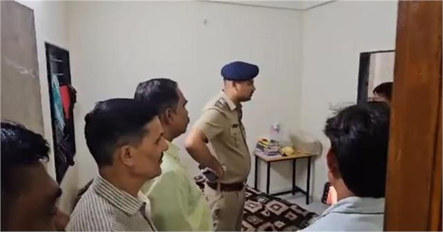 इंदौर में अचानक 21 हॉस्टलों में पहुंचकर पुलिस ने चलाया चेकिंग अभियान ,जानिए पूरा मामला..