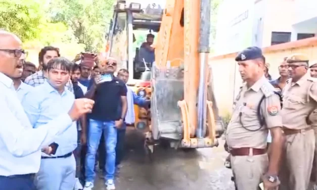 तहसील या थाने की बाउंड्री-गेट… पहले कहां चलेगा बुलडोजर, SDM और CO में हो गई बहस