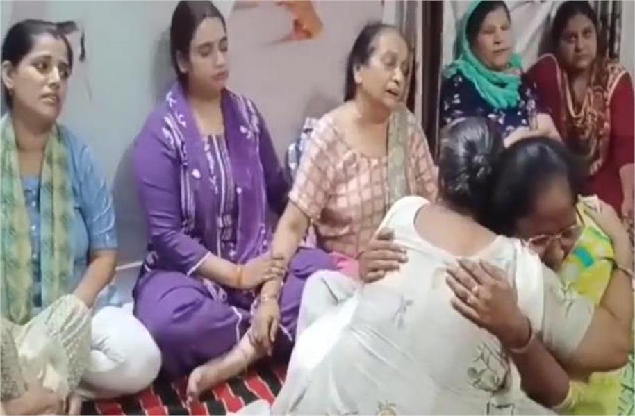 माता वैष्णो देवी जा रहा था नवविवाहित couple… एक ही पल में मातम में बदल गई खुशियां