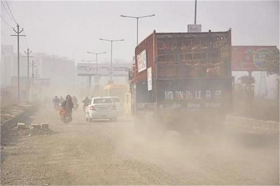 खतरे के निशान पर AQI!, जनजीवन अस्त-व्यस्त, बढ़ी मरीजों की गिनती