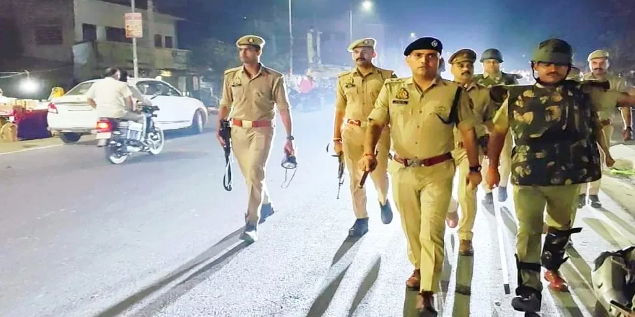 हरदोई के SP का सिंघम अवतार, आधी रात को क्यों सस्पेंड कर दिए 7 पुलिसकर्मी?