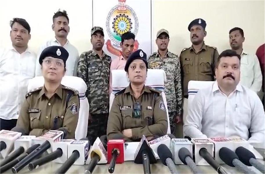 गंदी नीयत से आधी रात को कमरे में घुसा, चिल्लाने लगी तो गला दबाकर की हत्या…24 घंटे में पकड़ा गया मासूम का हत्यारा