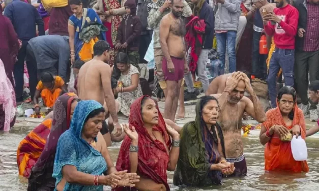 महाकुंभ में स्नान करती महिलाओं का बेचता था VIDEO, सात समंदर पार जुड़े आरोपी के तार